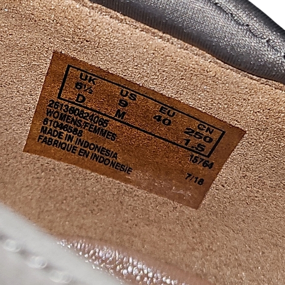 Clarks Unstructured Taupe Leather Slip Ons Women's 9 - Picture 5 of 6